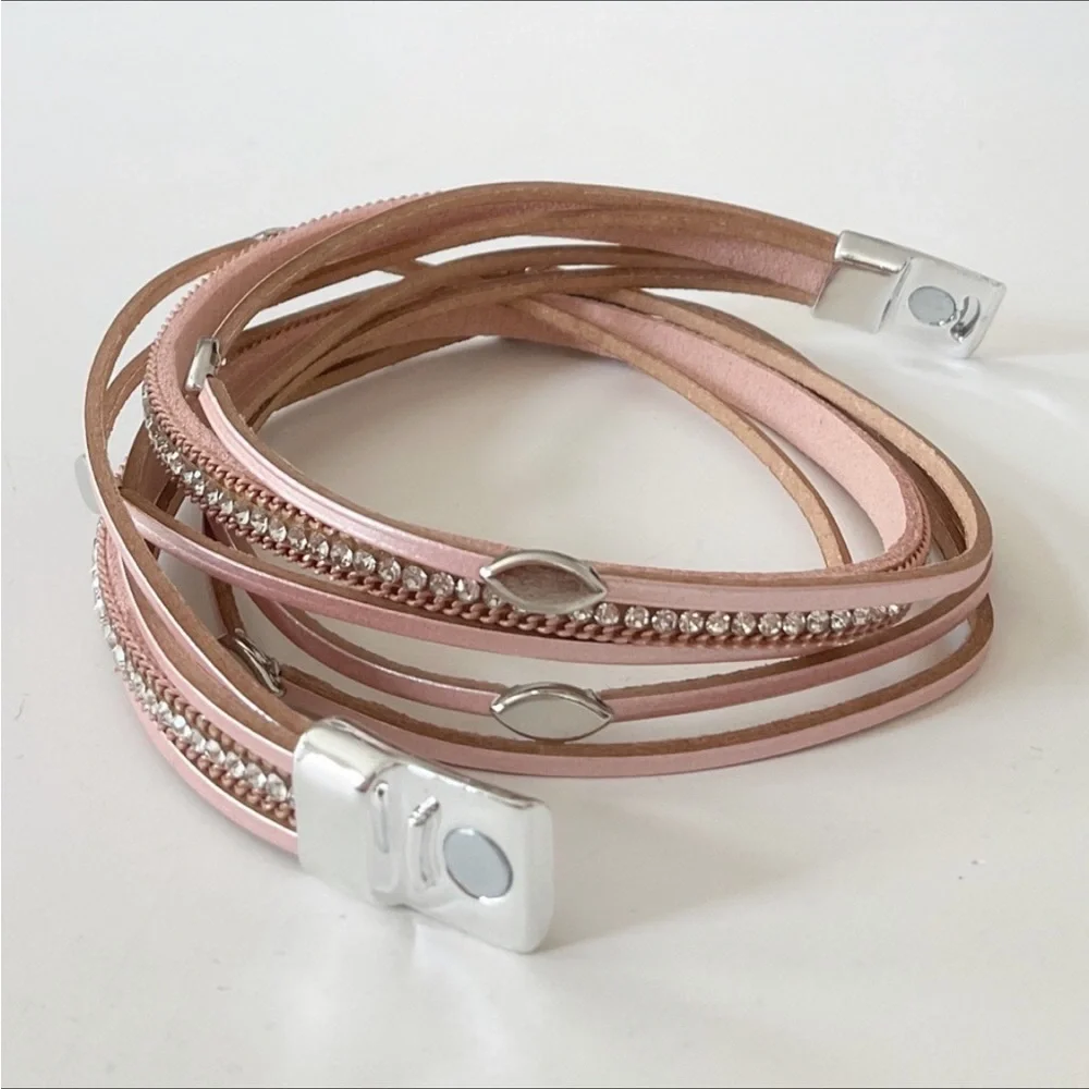 Genuine leather pink wrap bracelet with magnetic closure. New - Picture 5 of 8